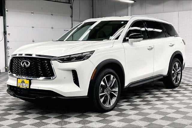 2024 INFINITI QX60 LUXE AWD-Pano Roof-Adaptive Cruise-Htd Leather