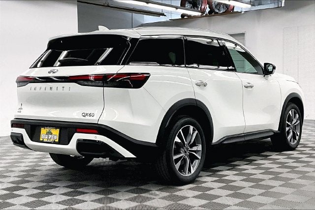 2024 INFINITI QX60 LUXE AWD-Pano Roof-Adaptive Cruise-Htd Leather