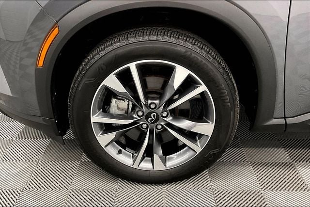 2024 INFINITI QX60 LUXE