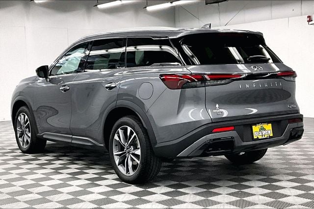 2024 INFINITI QX60 LUXE