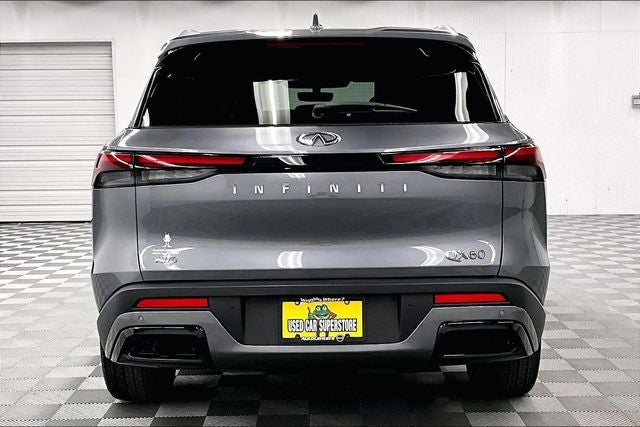 2024 INFINITI QX60 LUXE