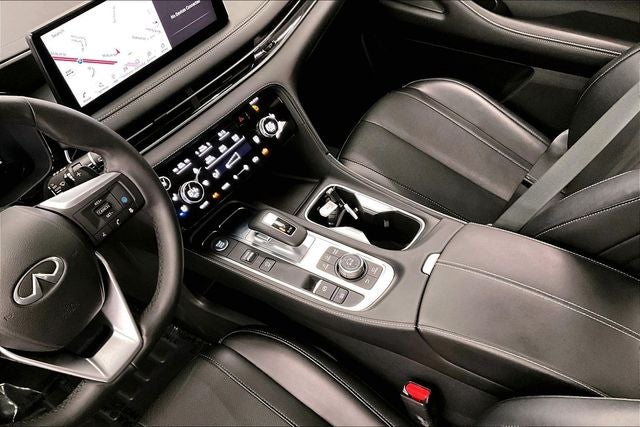 2023 INFINITI QX60 LUXE AWD - Pano Roof - Htd/Cooled Leather - 20'' Wheels