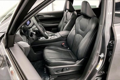 2023 INFINITI QX60 LUXE AWD - Pano Roof - Htd/Cooled Leather - 20'' Wheels