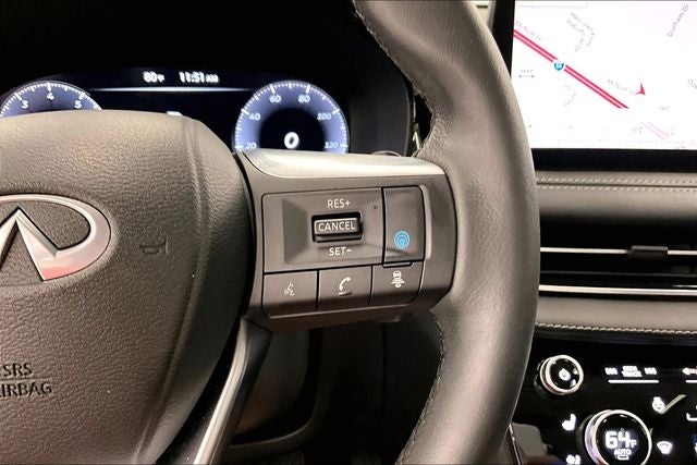 2023 INFINITI QX60 LUXE AWD - Pano Roof - Htd/Cooled Leather - 20'' Wheels