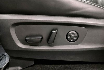 2023 INFINITI QX60 LUXE AWD - Pano Roof - Htd/Cooled Leather - 20'' Wheels