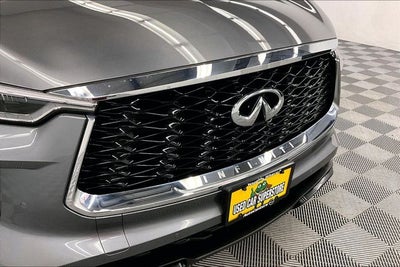 2023 INFINITI QX60 LUXE AWD - Pano Roof - Htd/Cooled Leather - 20'' Wheels