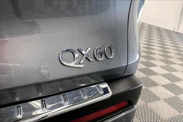 2023 INFINITI QX60 LUXE AWD - Pano Roof - Htd/Cooled Leather - 20'' Wheels