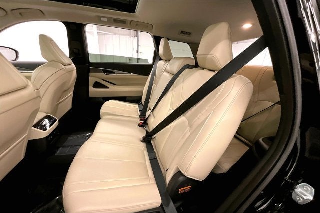 2024 INFINITI QX60 LUXE AWD-Pano Roof-Adaptive Cruise-Htd Leather