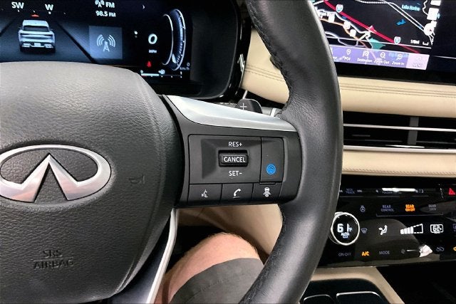 2024 INFINITI QX60 LUXE AWD-Pano Roof-Adaptive Cruise-Htd Leather