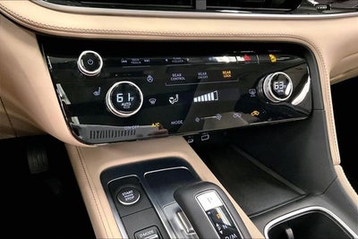 2024 INFINITI QX60 LUXE AWD-Pano Roof-Adaptive Cruise-Htd Leather