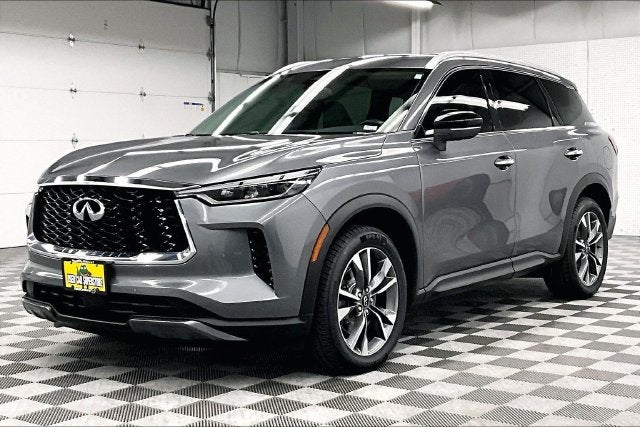 2022 INFINITI QX60 LUXE AWD-Pano Roof-Adaptive Cruise-Htd Leather