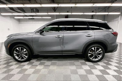 2022 INFINITI QX60 LUXE AWD-Pano Roof-Adaptive Cruise-Htd Leather