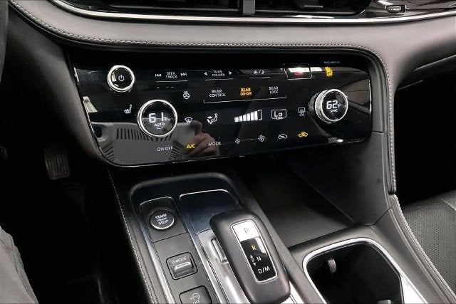 2022 INFINITI QX60 LUXE AWD-Pano Roof-Adaptive Cruise-Htd Leather