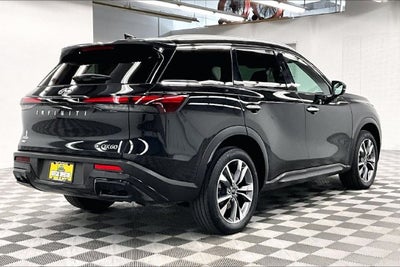 2024 INFINITI QX60 LUXE AWD-Pano Roof-Adaptive Cruise-Htd Leather