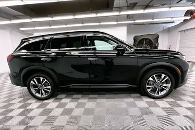 2024 INFINITI QX60 LUXE AWD-Pano Roof-Adaptive Cruise-Htd Leather
