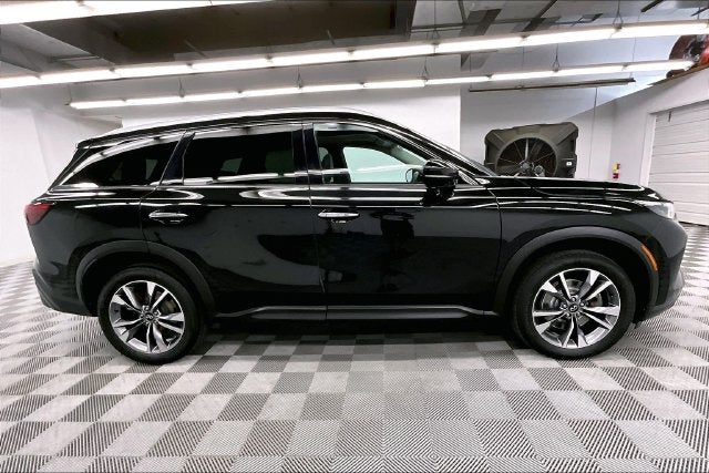 2024 INFINITI QX60 LUXE AWD-Pano Roof-Adaptive Cruise-Htd Leather