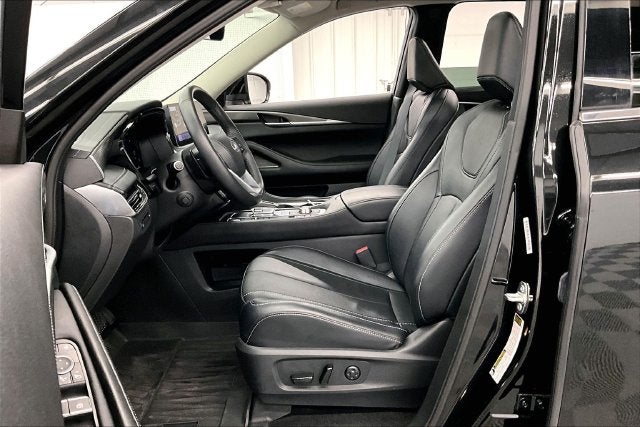 2024 INFINITI QX60 LUXE AWD-Pano Roof-Adaptive Cruise-Htd Leather