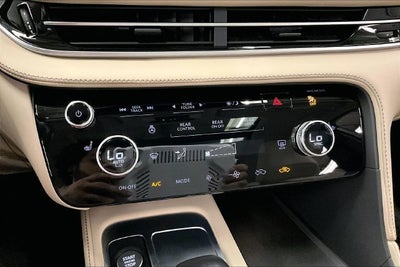 2024 INFINITI QX60 LUXE AWD-Pano Roof-Adaptive Cruise-Htd Leather