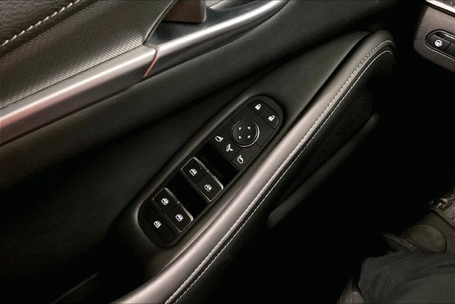 2024 INFINITI QX60 LUXE AWD-Panoramic Roof-Heated Seats
