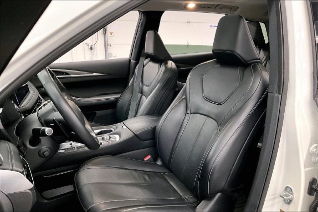 2024 INFINITI QX60 LUXE AWD-Pano Roof-Adaptive Cruise-Htd Leather