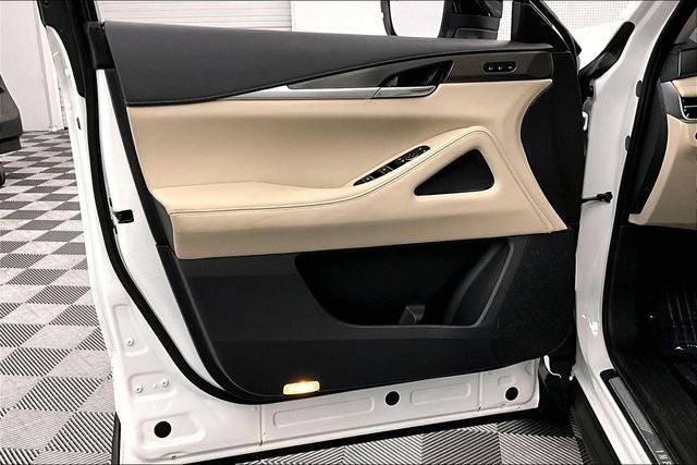 2024 INFINITI QX60 LUXE