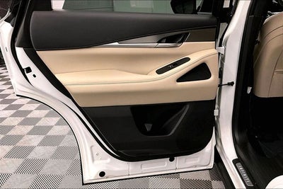 2024 INFINITI QX60 LUXE