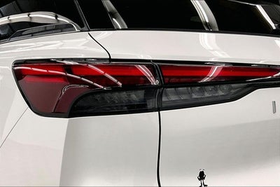 2024 INFINITI QX60 LUXE