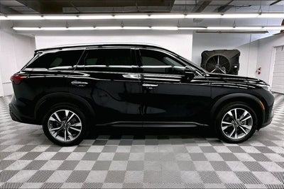 2024 INFINITI QX60 LUXE