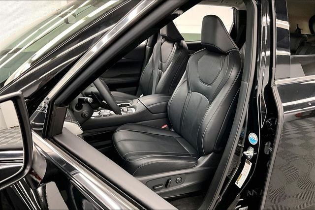 2024 INFINITI QX60 LUXE