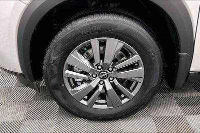 2025 Nissan Pathfinder S