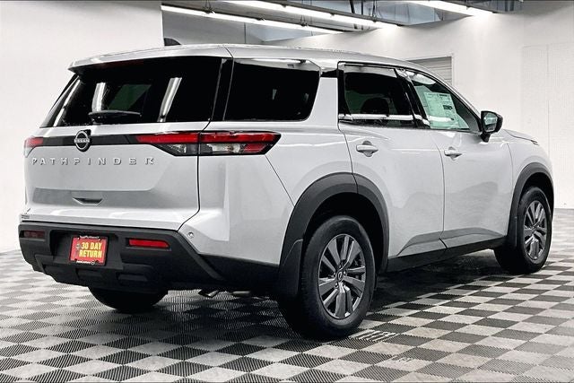 2025 Nissan Pathfinder S