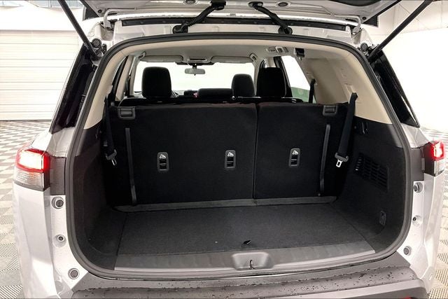 2025 Nissan Pathfinder S