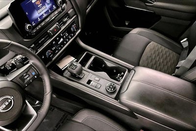 2024 Nissan Pathfinder S 4x4 - Heated Seats - Blind Spot Detection