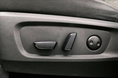 2024 Nissan Pathfinder S 4x4 - Heated Seats - Blind Spot Detection