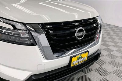 2024 Nissan Pathfinder S 4x4 - Heated Seats - Blind Spot Detection