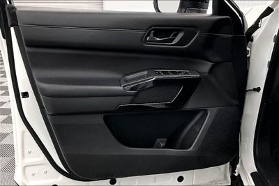 2024 Nissan Pathfinder S 4x4-Adaptive Cruise-Blind Spot Detection