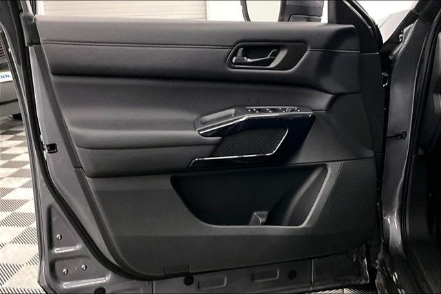 2025 Nissan Pathfinder SV Adaptive Cruise - Htd Seats - Remote Start