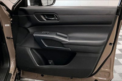 2024 Nissan Pathfinder Rock Creek 4x4-Adaptive Cruise-Htd Seats-Remote Start