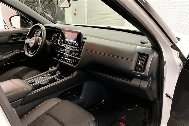 2025 Nissan Pathfinder Rock Creek 4x4-Adaptive Cruise-Htd Seats-Remote Start