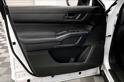 2025 Nissan Pathfinder Rock Creek 4x4-Adaptive Cruise-Htd Seats-Remote Start