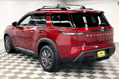 2023 Nissan Pathfinder SV Premium Package-Panoramic Roof-4X4