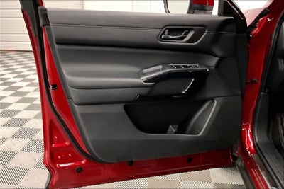 2023 Nissan Pathfinder SV Premium Package-Panoramic Roof-4X4