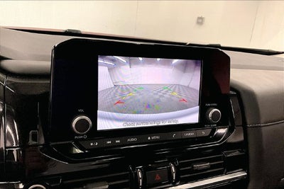 2023 Nissan Pathfinder SV Premium Package-Panoramic Roof-4X4