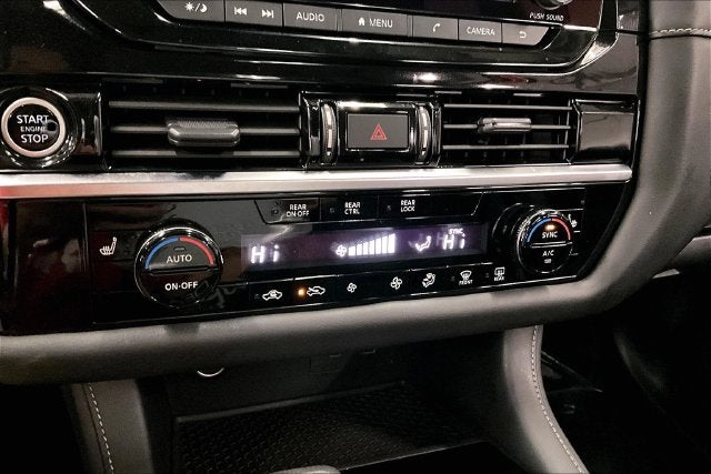2023 Nissan Pathfinder SV Premium Package-Panoramic Roof-4X4