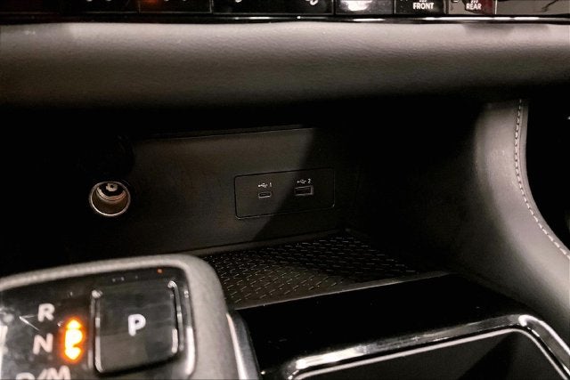 2023 Nissan Pathfinder SV Premium Package-Panoramic Roof-4X4