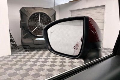2023 Nissan Pathfinder SV Premium Package-Panoramic Roof-4X4