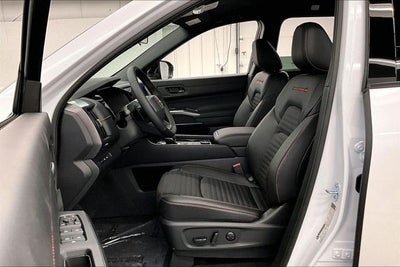 2026 Nissan Pathfinder Rock Creek 4WD