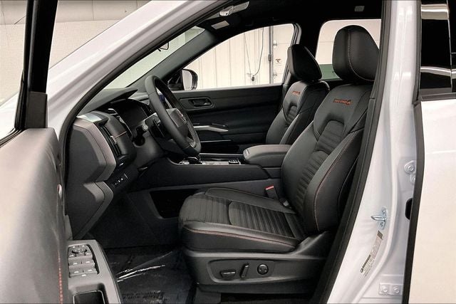 2026 Nissan Pathfinder Rock Creek 4WD
