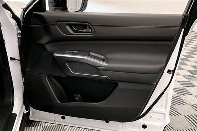 2026 Nissan Pathfinder Rock Creek 4WD