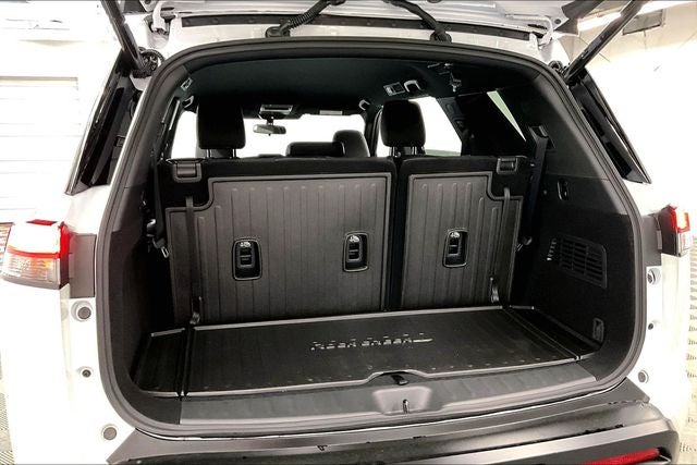 2026 Nissan Pathfinder Rock Creek 4WD